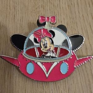 Disney Pin – Minnie Mouse Spaceship | Hong Kong Disneyland Collector Trading Pin